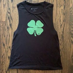 Pure Barre shamrock St Patrick’s Day tank size M